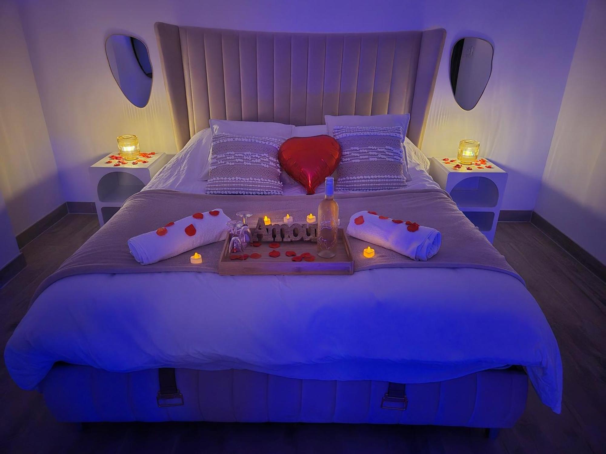 Love Room - Cocon Room - Toulon - โอลิอูลส์ ภายนอก รูปภาพ